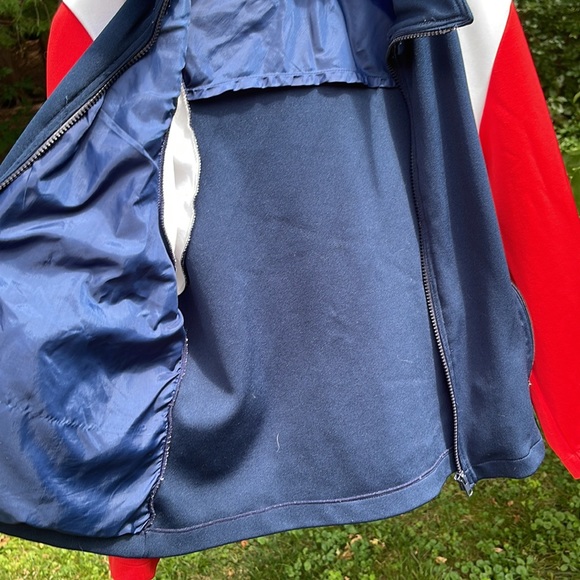 90's Zip-Up - Picture 5 of 8